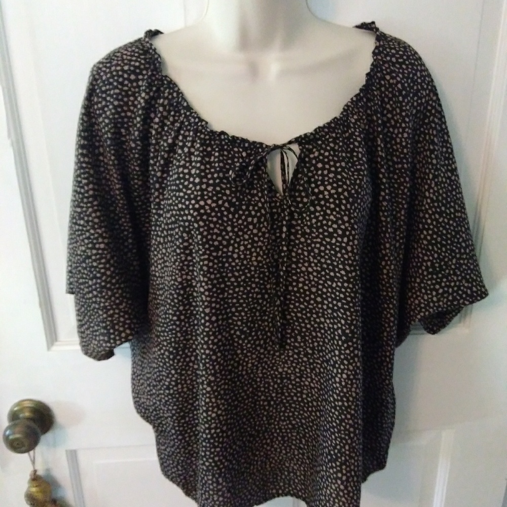 Cute loft top